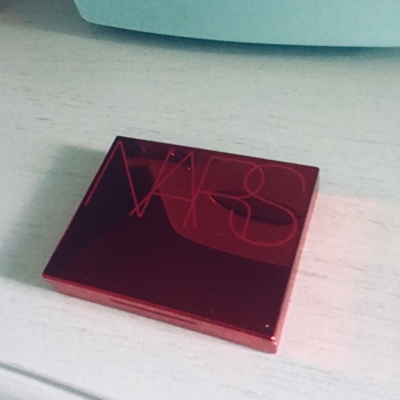 NARS
Light Reflecting Pressed Setting Powder - Picture 2 of 3